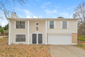 1723 LYNNCOVE LN SAINT CHARLES, MO 63303